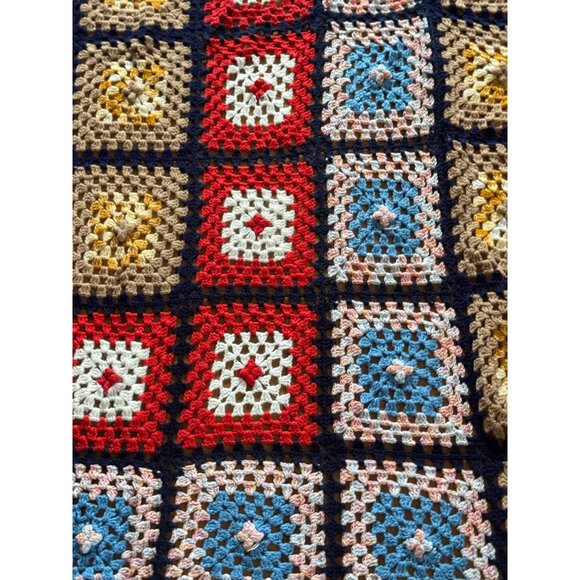 Handmade Crochet Granny Square Afghan Blanket In Multicolor Design Twin Size - Picture 3 of 6